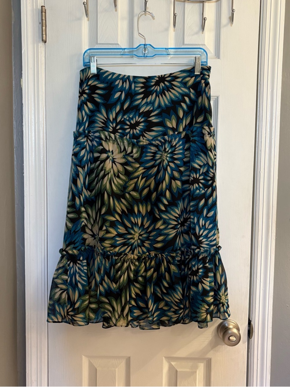 Vintage Sunny Leigh Blue Flowers Pattern Skirt Size 6.
